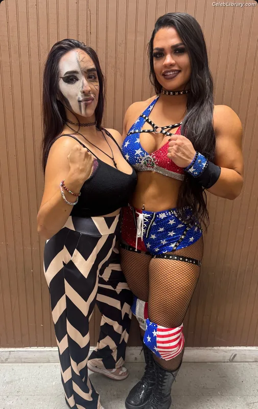 Nikki Blackheart photo 10 of 177