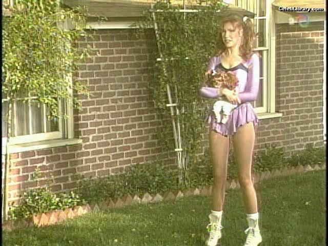 Nikki Cox photo 21 of 239