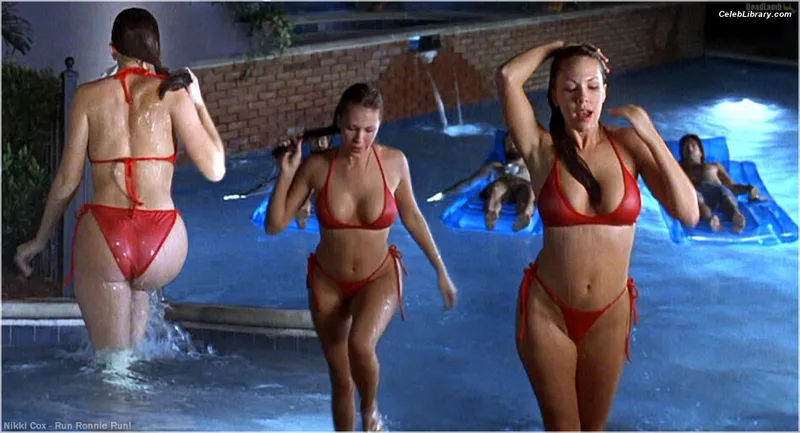 Nikki Cox photo 4 of 239