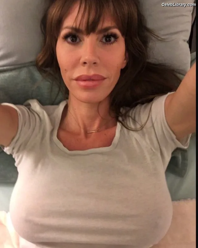 Nikki Cox photo 12 of 239