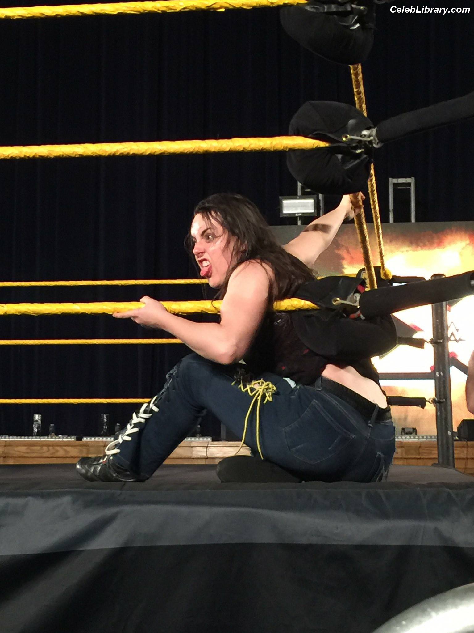 Nikki Cross photo 14 of 446