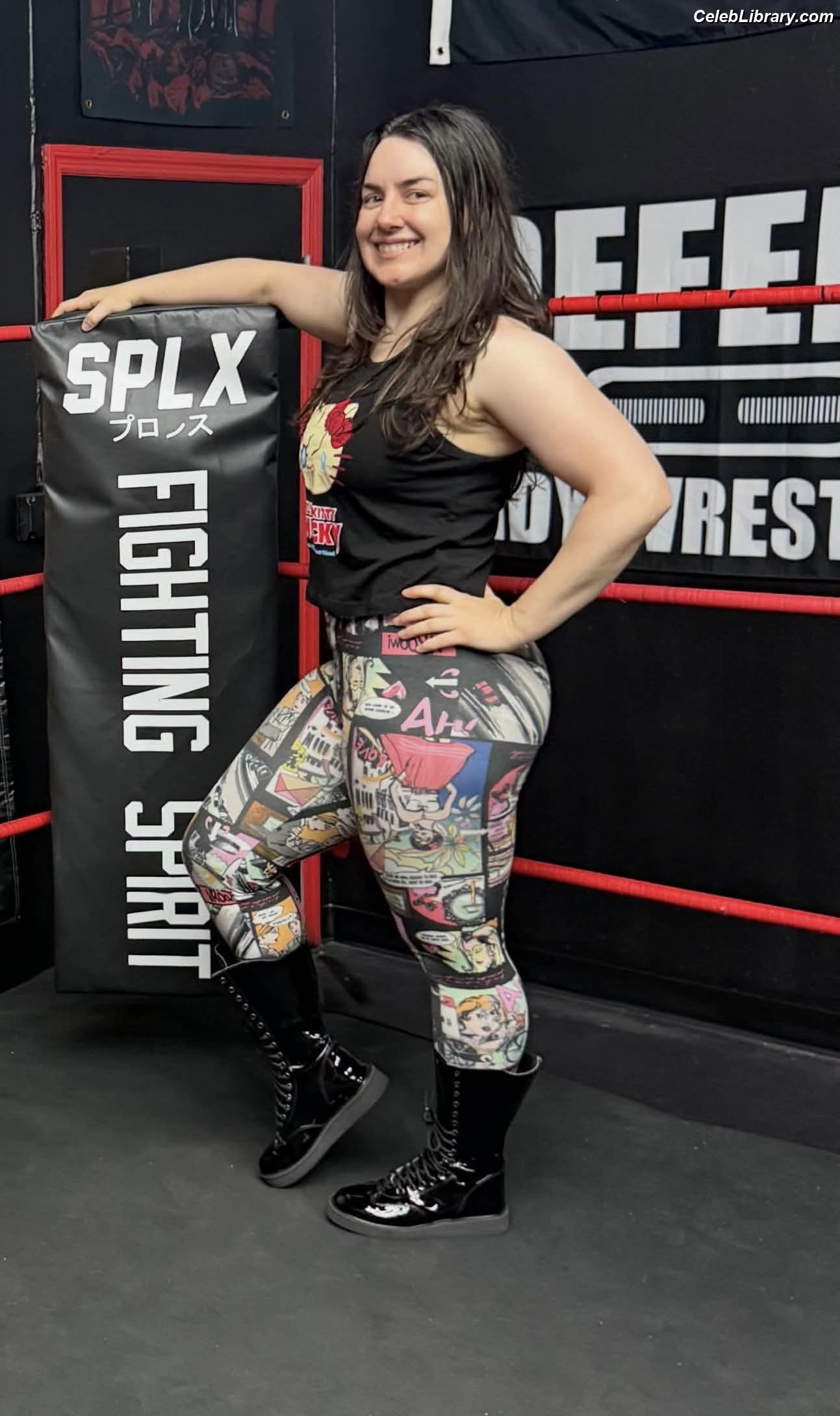 Nikki Cross photo 23 of 446