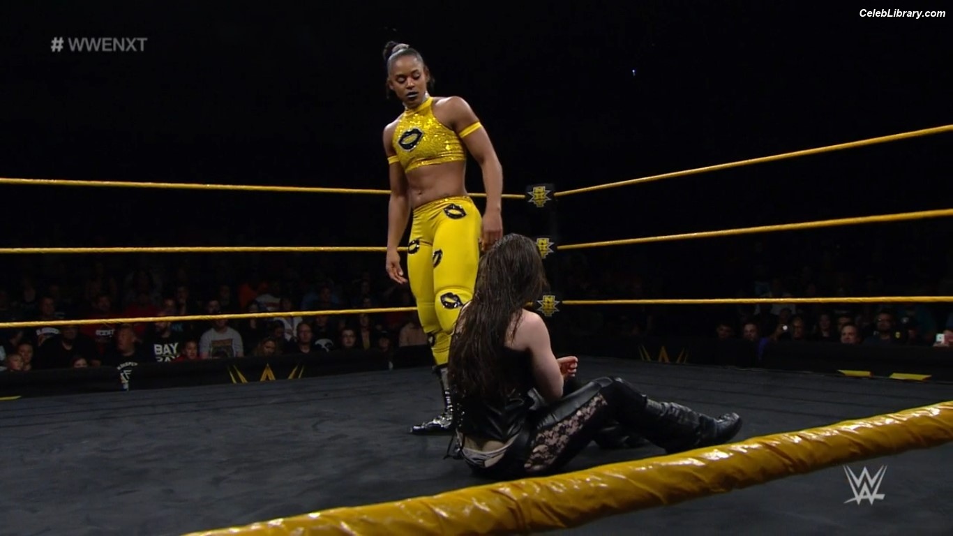 Nikki Cross photo 10 of 446