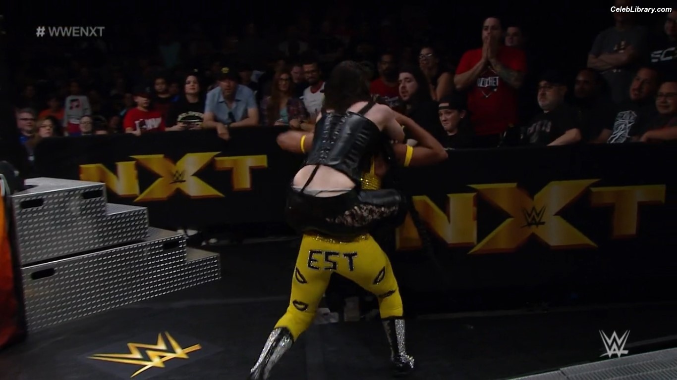 Nikki Cross photo 12 of 446