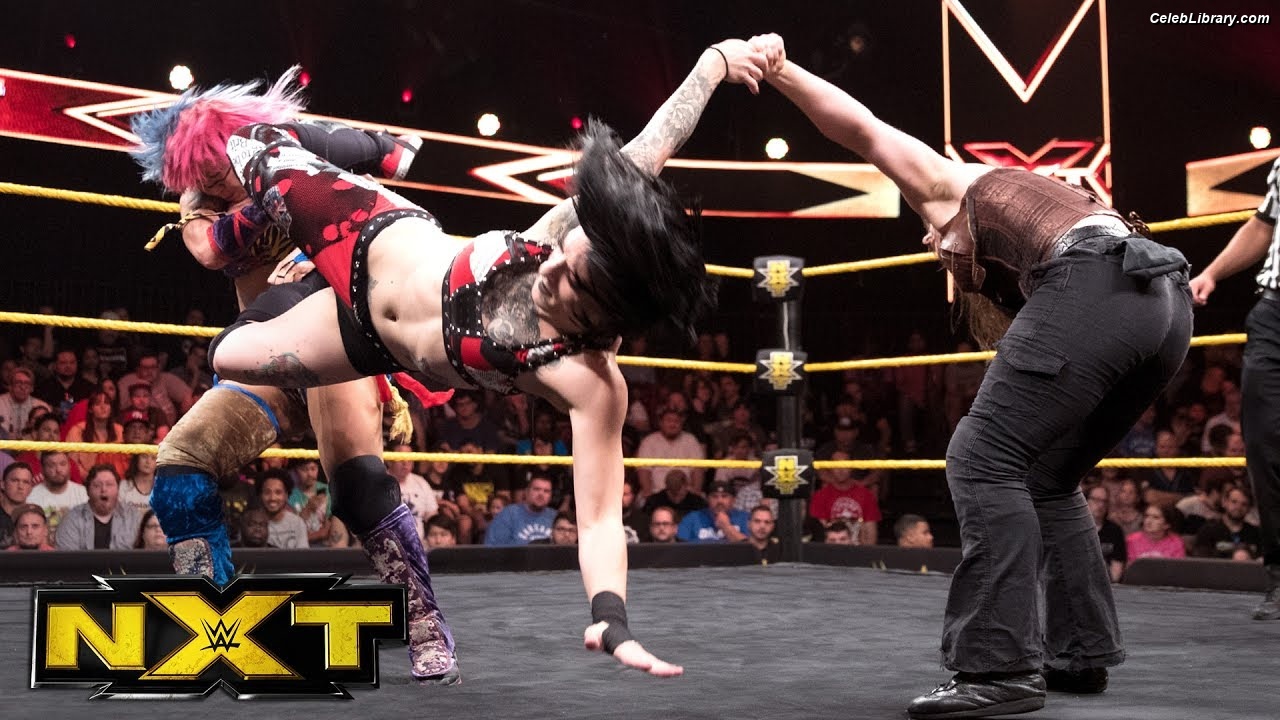 Nikki Cross photo 14 of 446