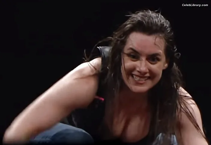 Nikki Cross photo 3 of 446