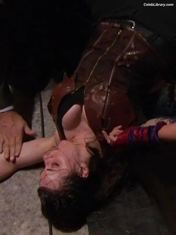 Nikki Cross photo 16 of 446