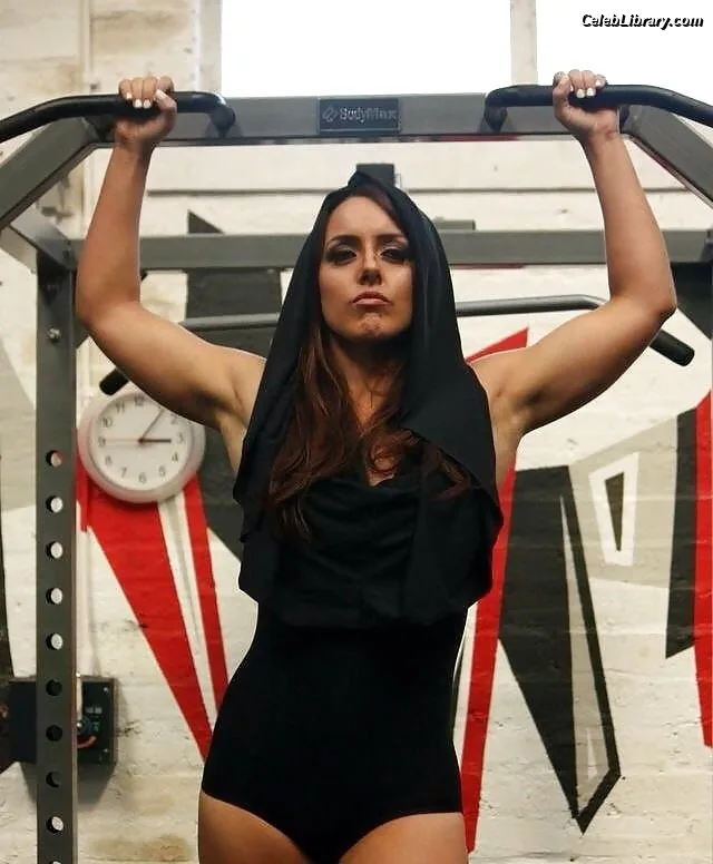 Nikki Cross photo 23 of 446