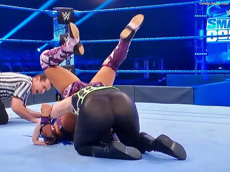 Nikki Cross photo 1 of 446