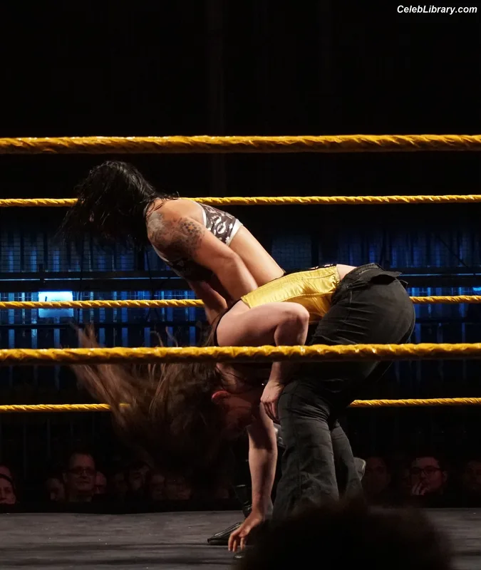 Nikki Cross photo 8 of 446