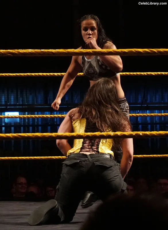 Nikki Cross photo 12 of 446