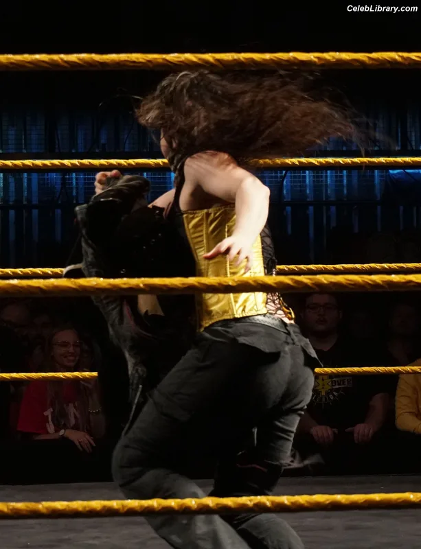 Nikki Cross photo 14 of 446