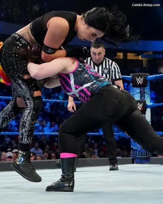 Nikki Cross photo 23 of 446