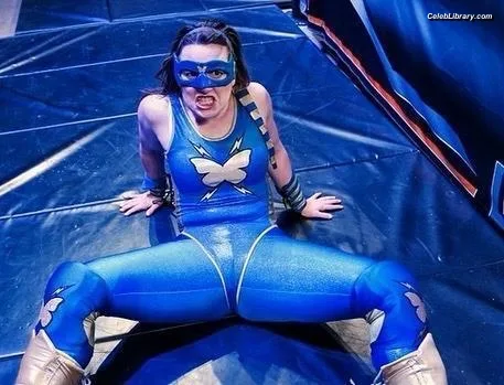 Nikki Cross photo 1 of 446