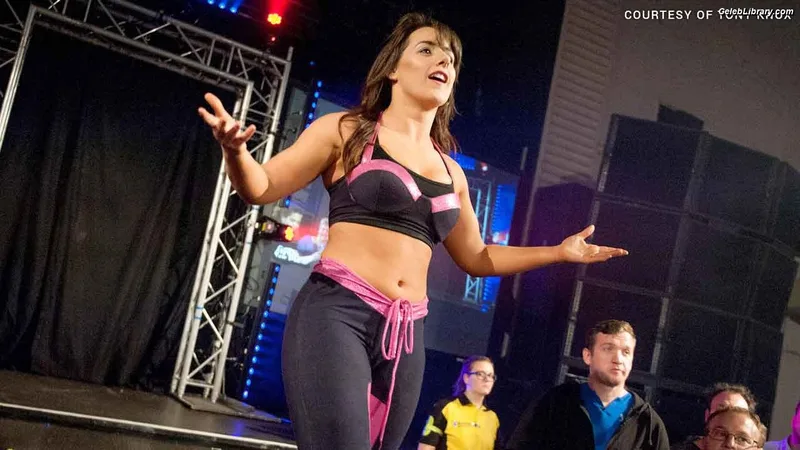 Nikki Cross photo 19 of 446