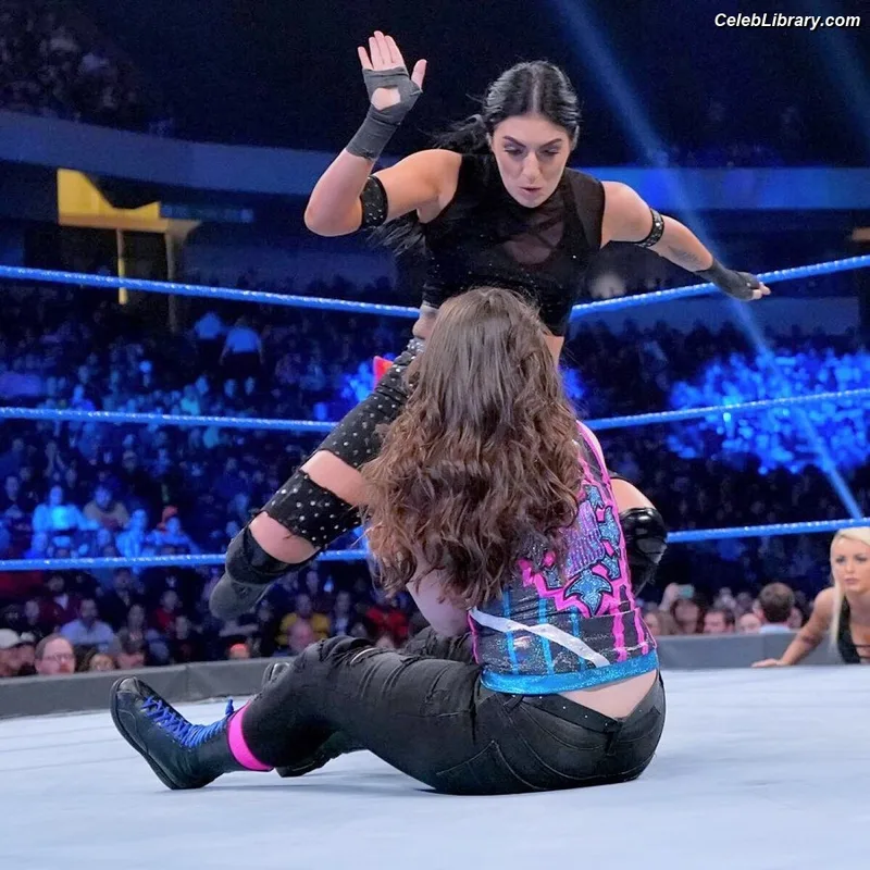Nikki Cross photo 1 of 446