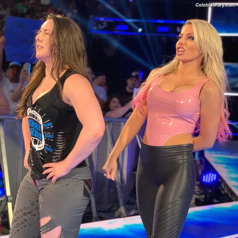 Nikki Cross photo 23 of 446