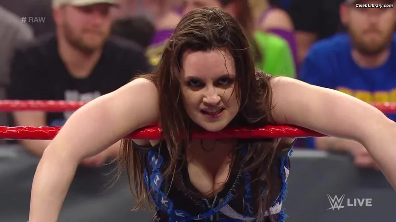Nikki Cross photo 11 of 446
