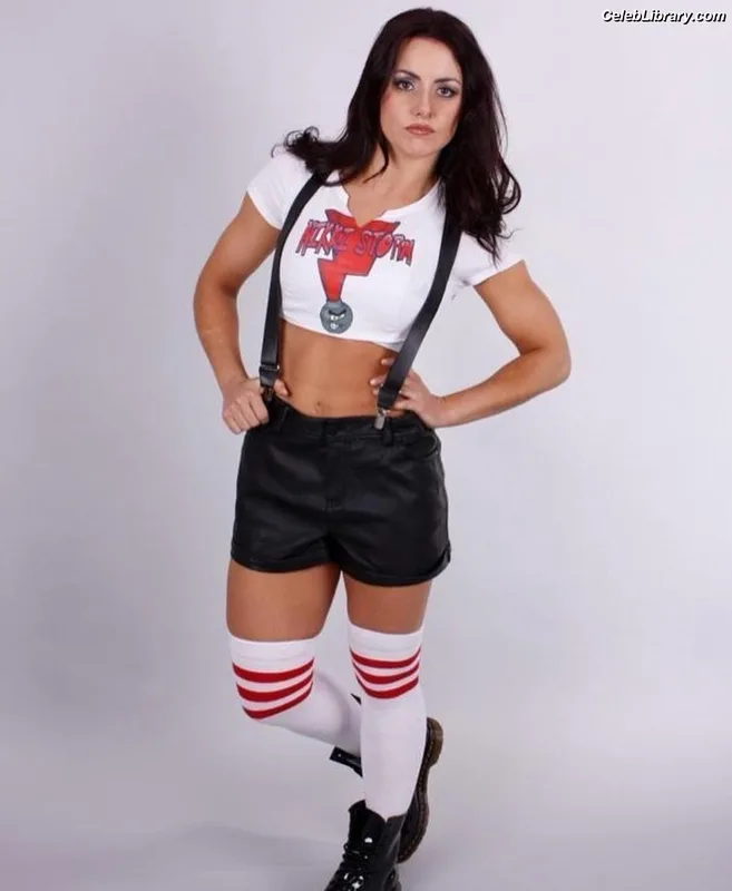 Nikki Cross photo 9 of 446