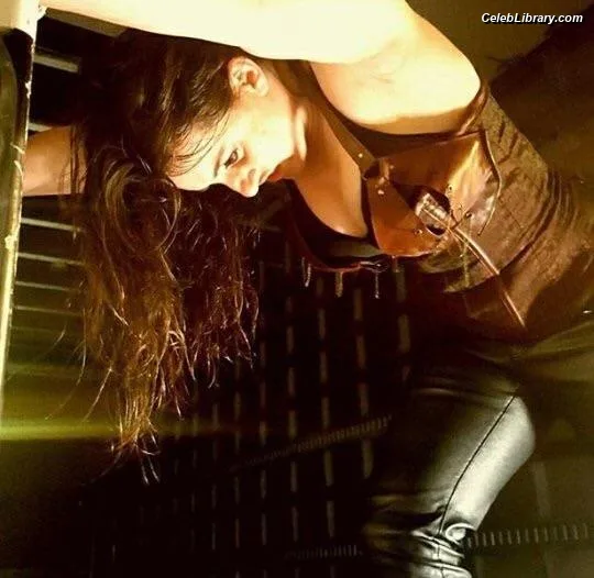Nikki Cross photo 13 of 446