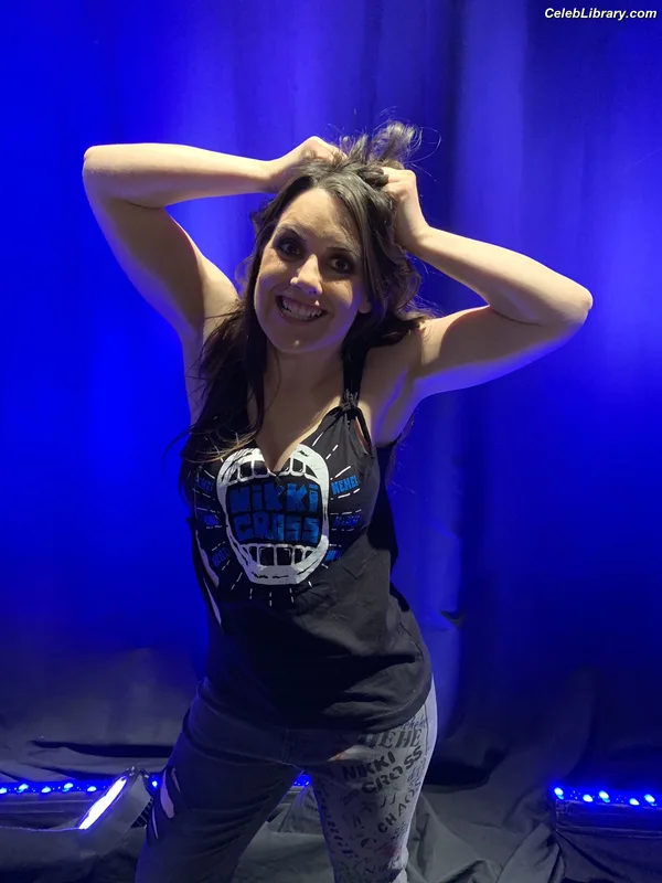 Nikki Cross photo 17 of 446