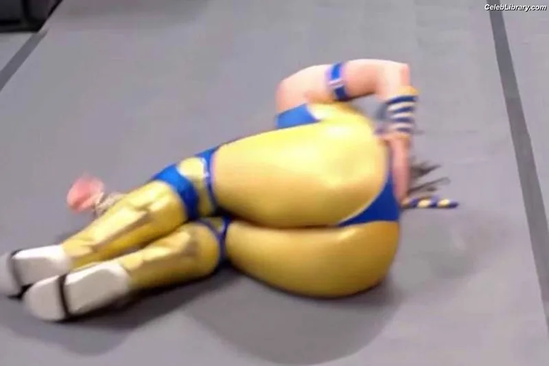 Nikki Cross photo 11 of 446