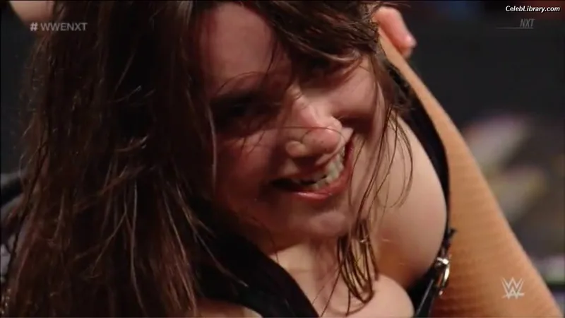 Nikki Cross photo 7 of 446