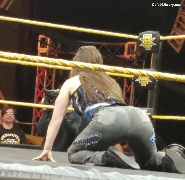 Nikki Cross photo 17 of 446