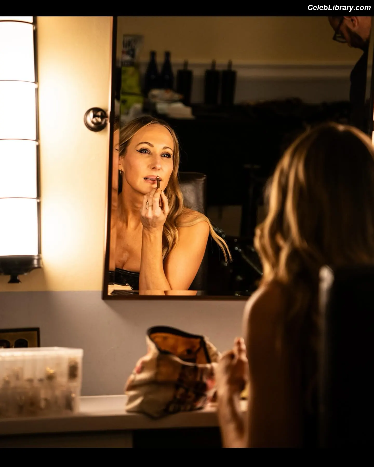 Nikki Glaser photo 15 of 559