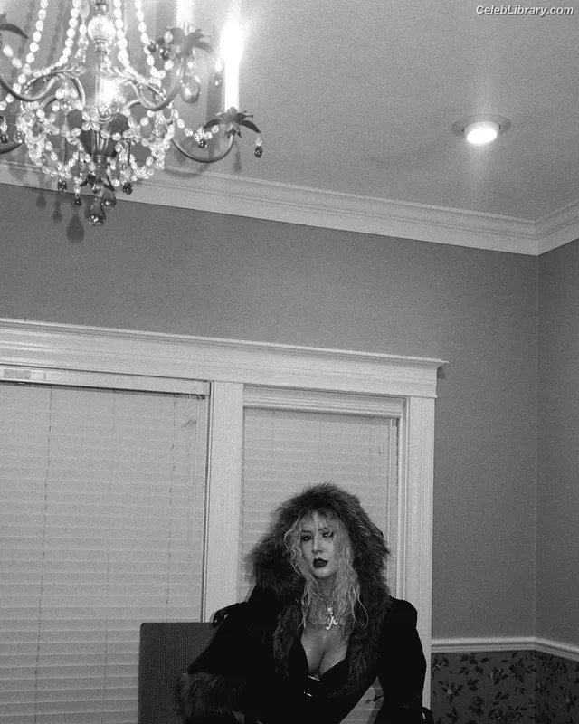 Nikkita Lyons photo 14 of 886