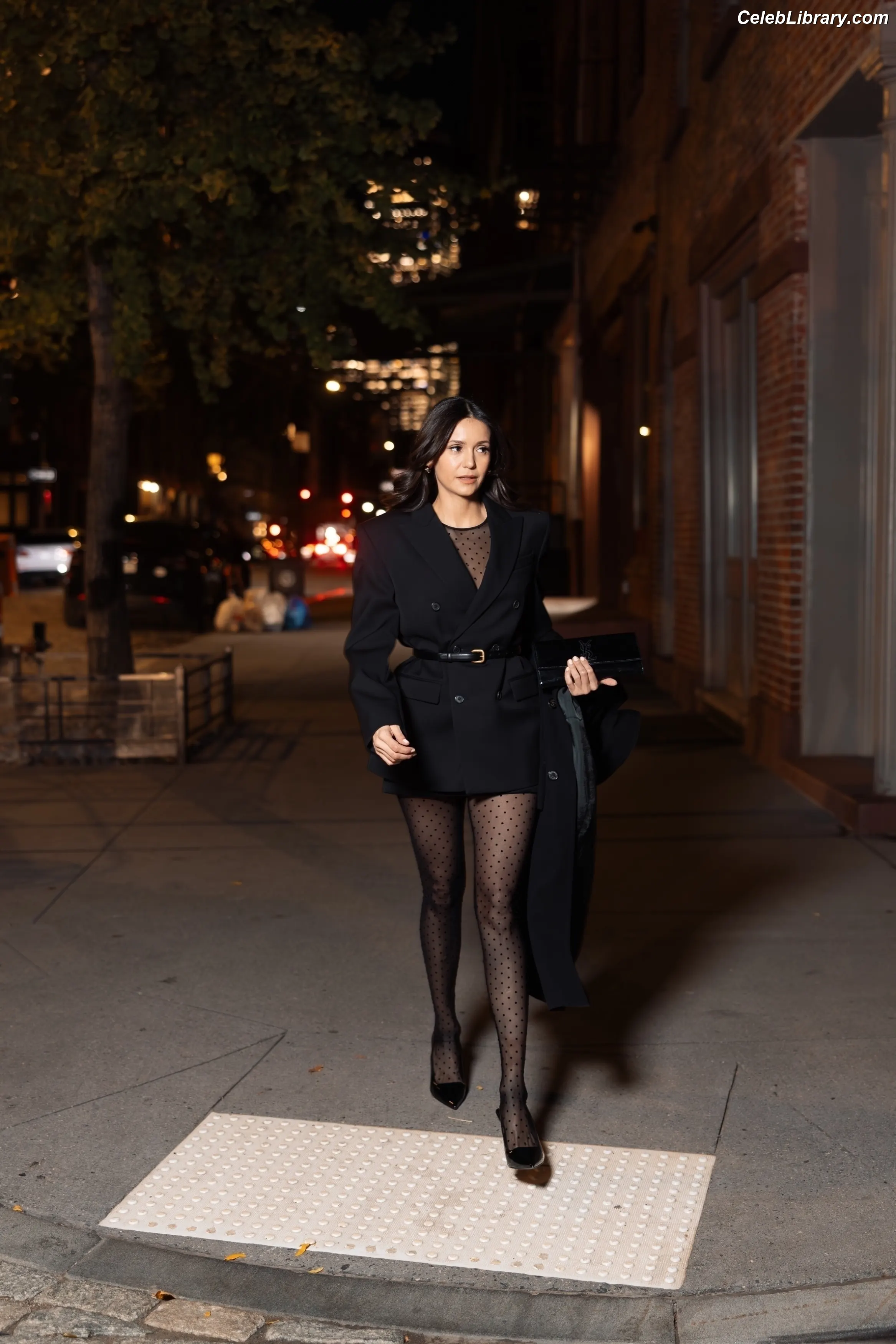 Nina Dodrev photo 10 of 2248