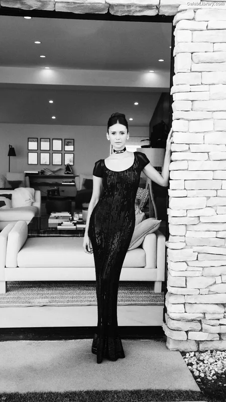 Nina Dodrev photo 14 of 2238