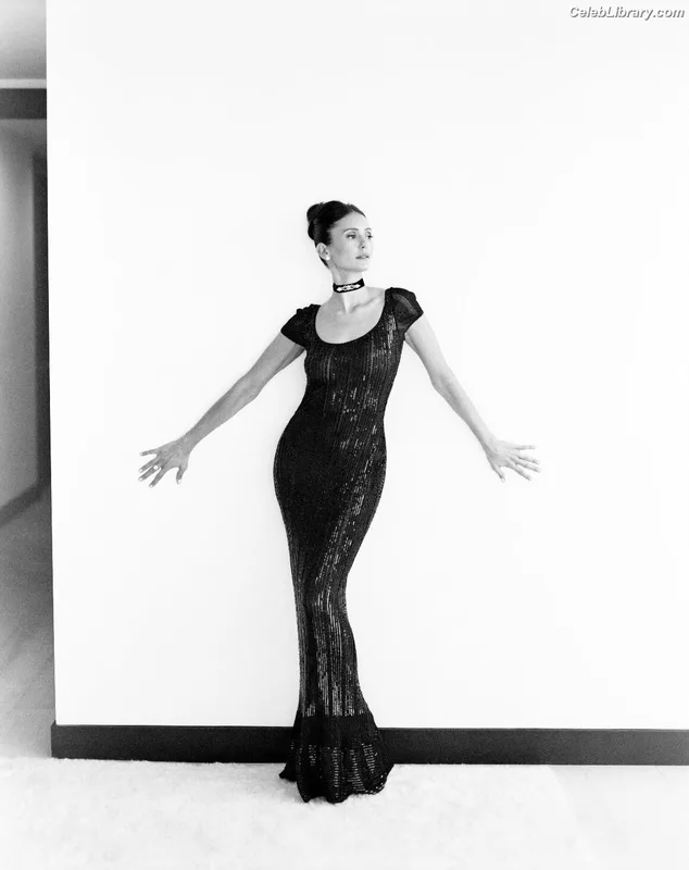 Nina Dodrev photo 22 of 2238
