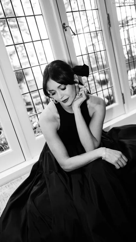 Nina Dodrev photo 15 of 2238