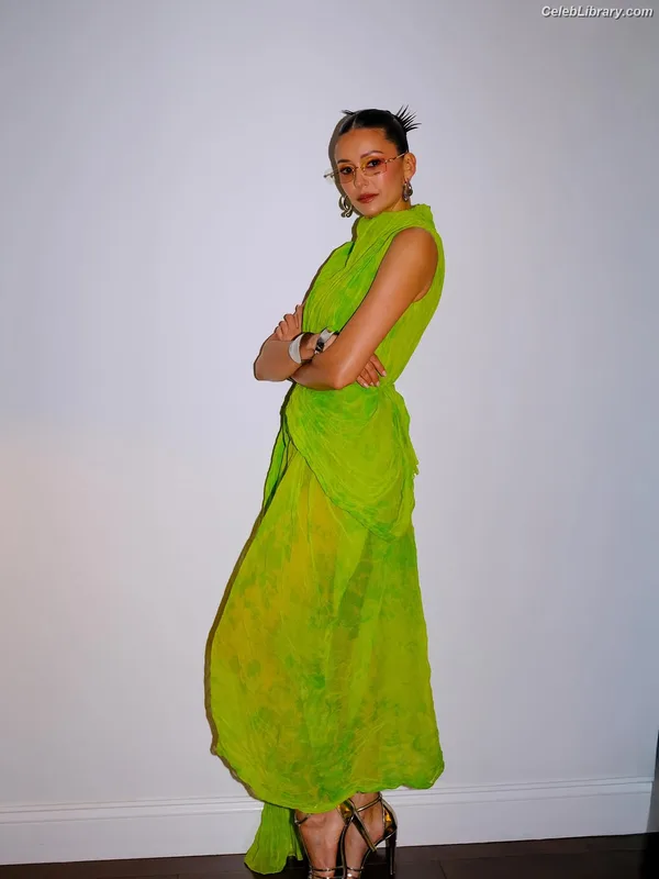 Nina Dodrev photo 8 of 2238