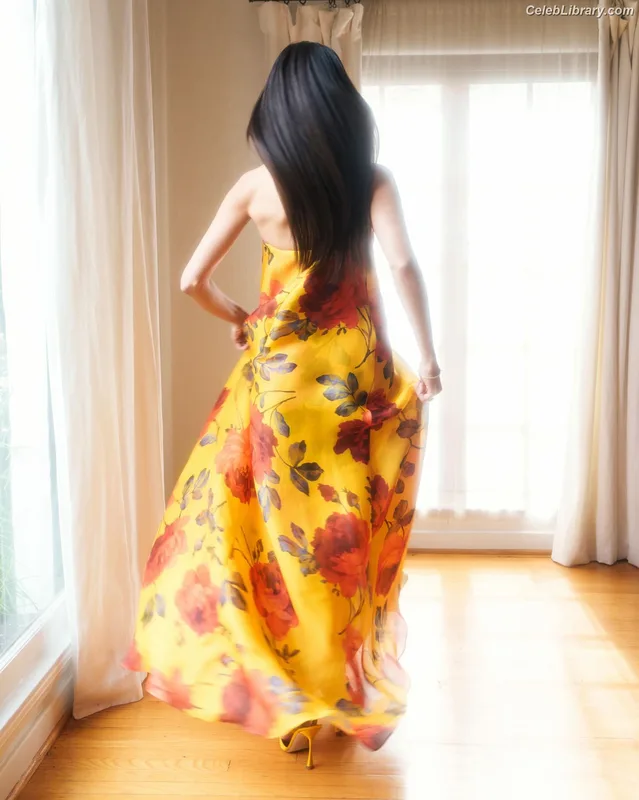 Nina Dodrev photo 23 of 2238