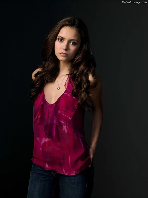 Nina Dodrev photo 21 of 2238