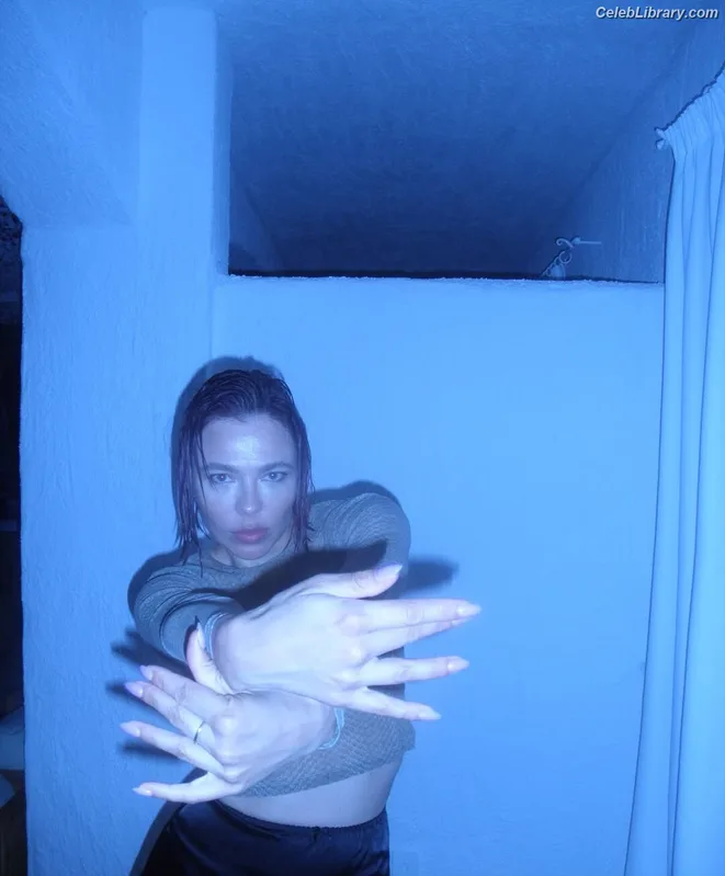 Nina Kraviz photo 13 of 89