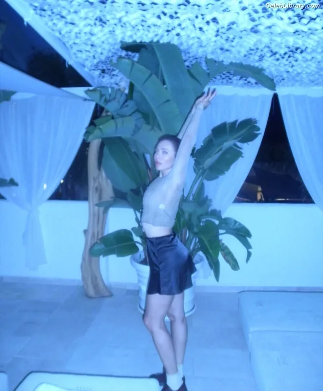 Nina Kraviz photo 17 of 89
