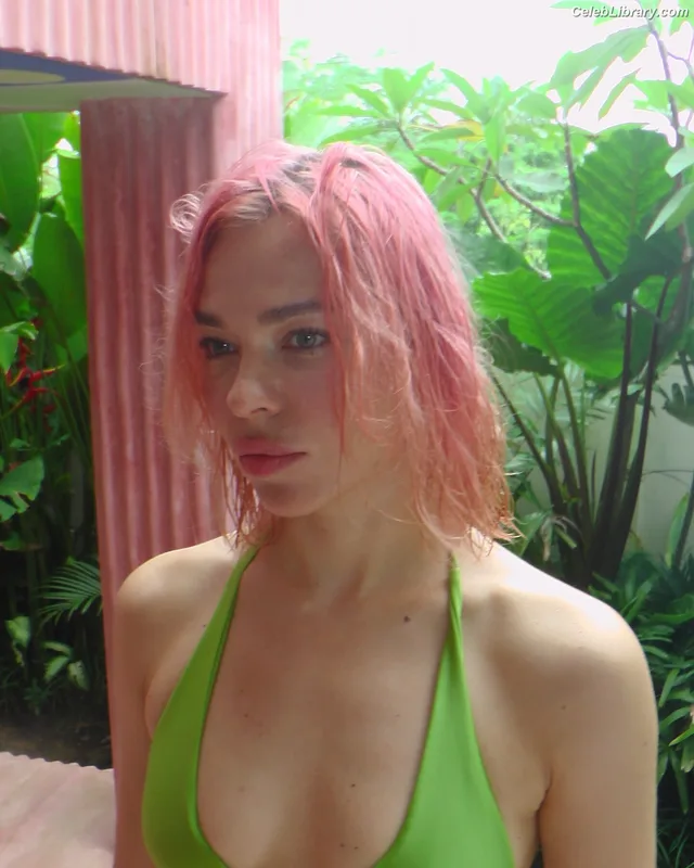 Nina Kraviz photo 5 of 89
