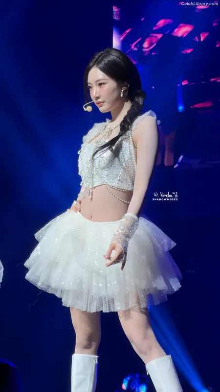 Ningning (aespa) photo 12 of 3045