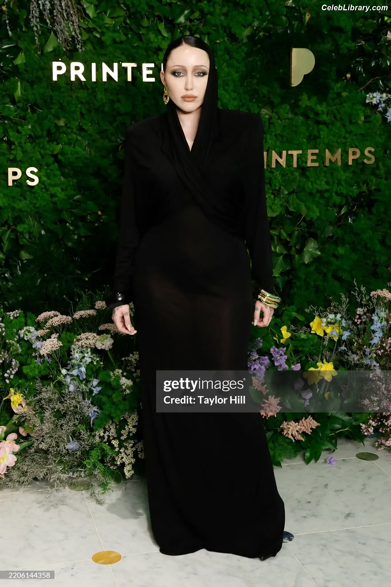 Noah Cyrus photo 21 of 911