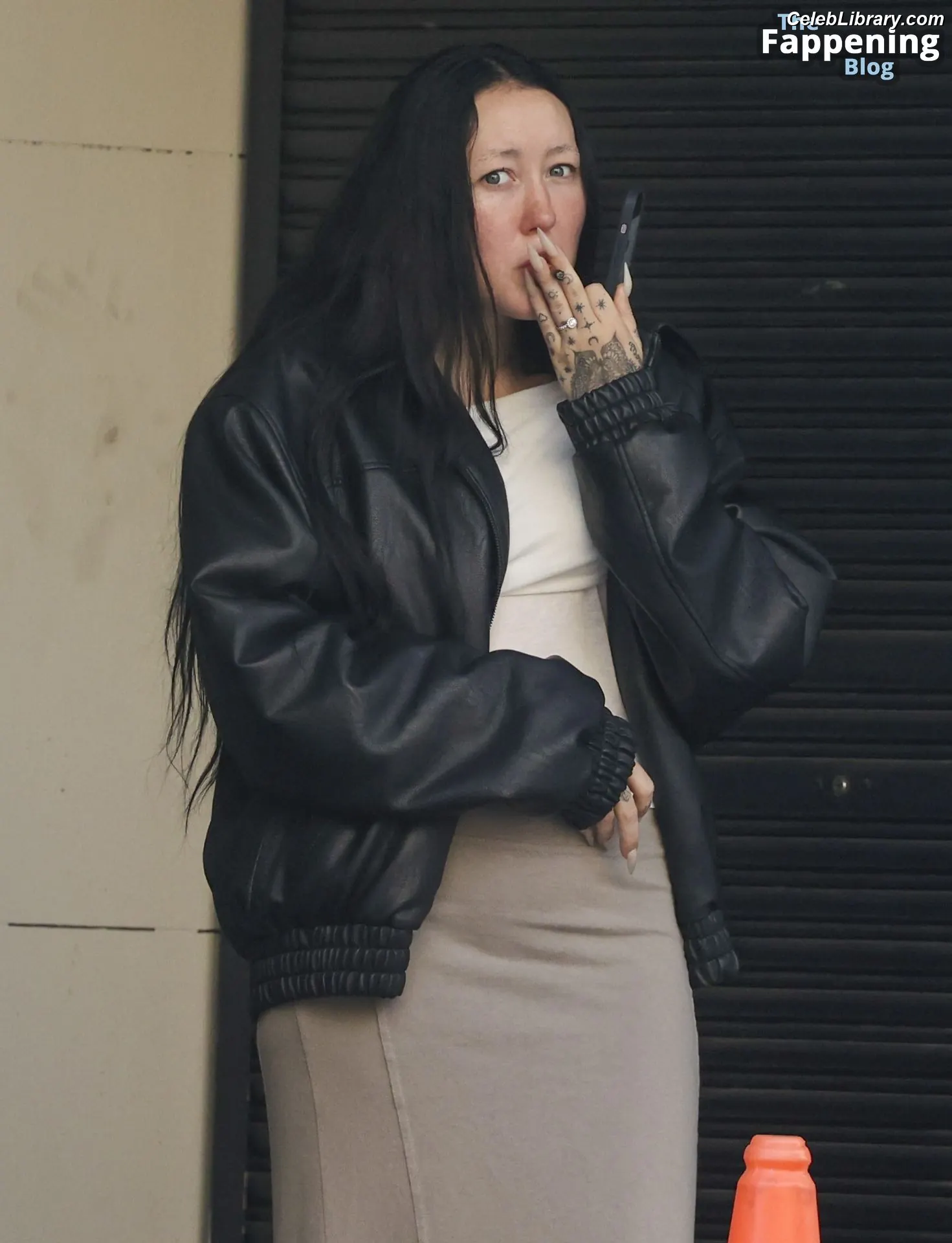 Noah Cyrus photo 17 of 911