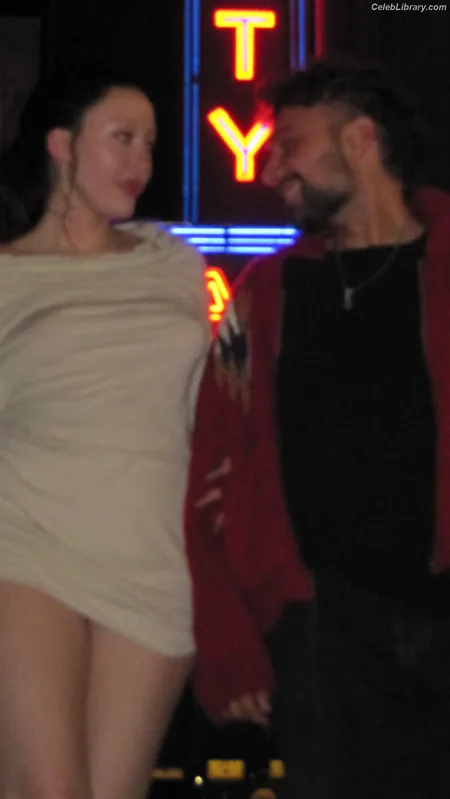Noah Cyrus photo 5 of 908