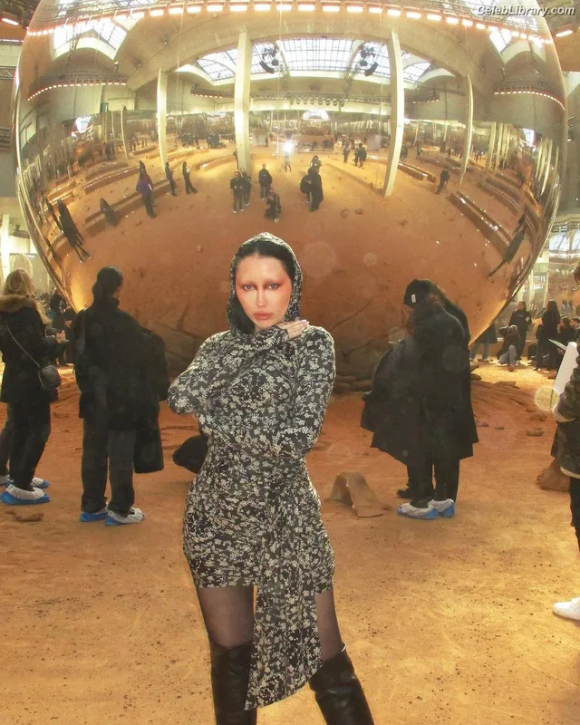 Noah Cyrus photo 23 of 908