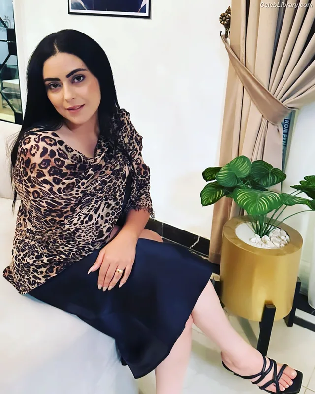 Noha Abdin photo 14 of 101