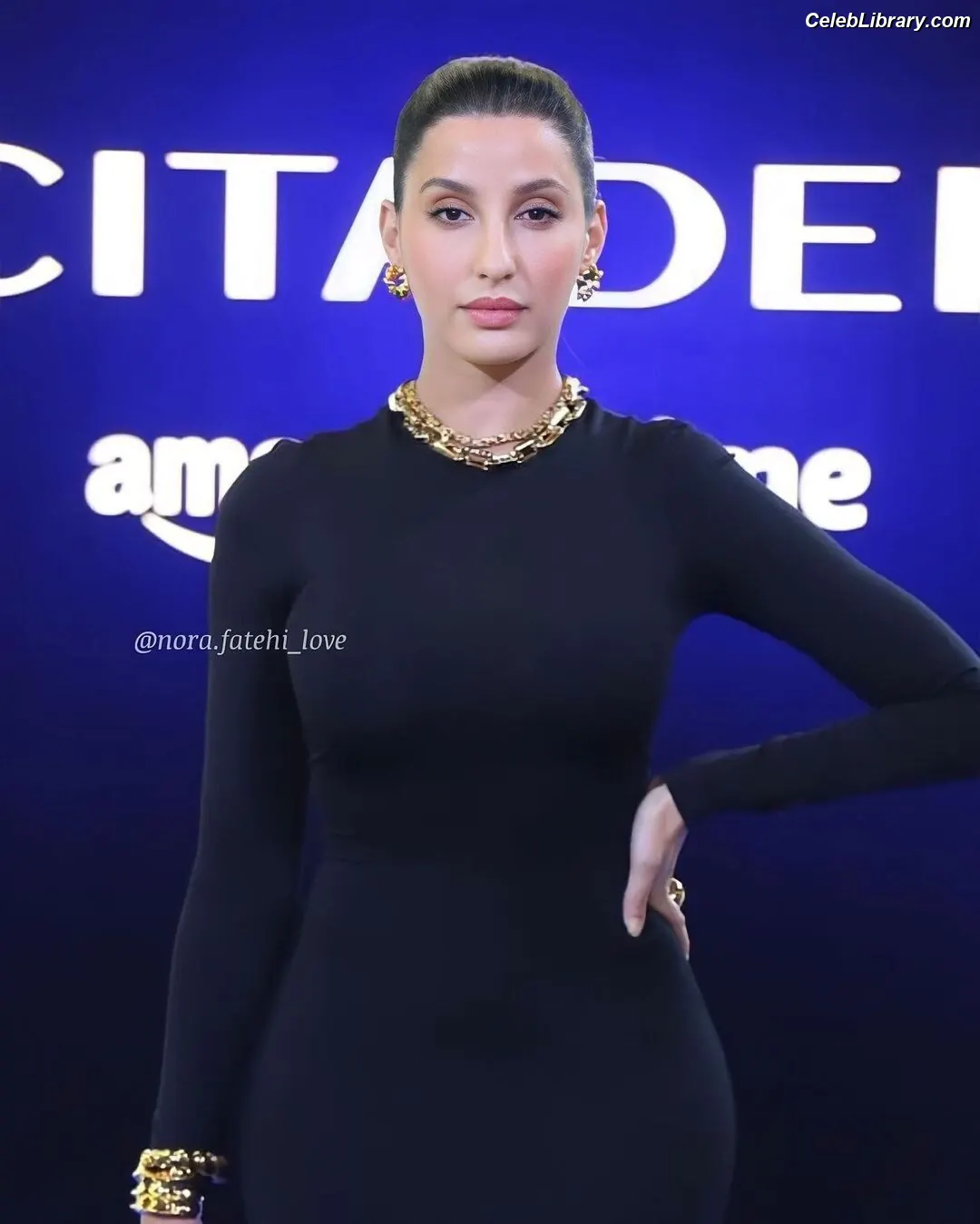 Nora Fatehi photo 7 of 378