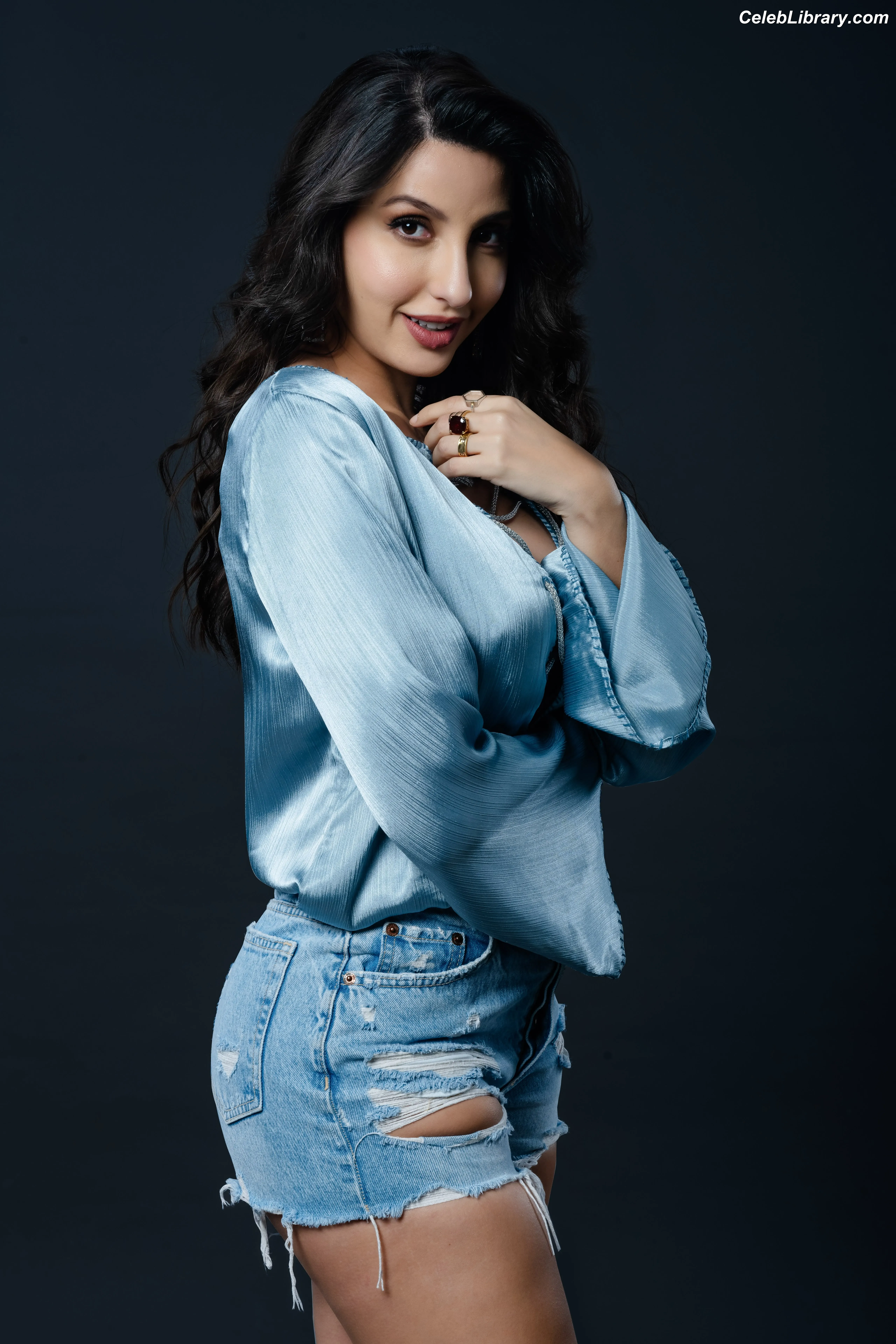 Nora Fatehi photo 22 of 378