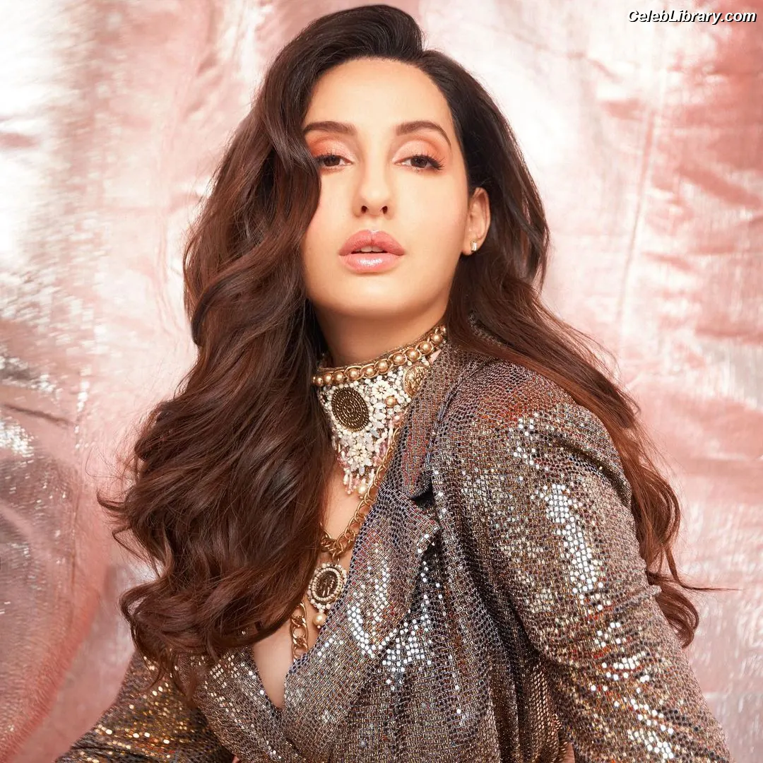 Nora Fatehi photo 15 of 378