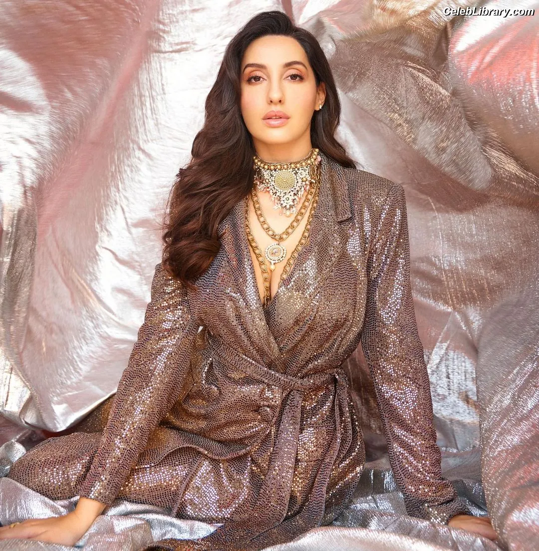 Nora Fatehi photo 16 of 378